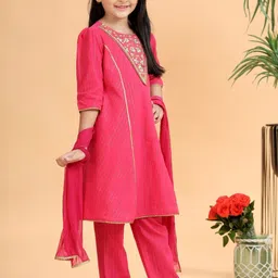 MASTARANG Girls Embroidered Pure Cotton Kurti & Palazzos With Dupatta image 2