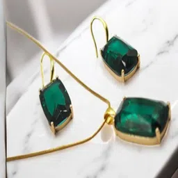 SAPRAA TRENDS Gold-Plated & Green Stainless Steel Artificial Stones & Beads Jewellery Set image 4