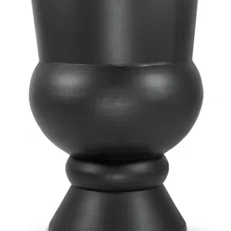 IAAH Carlo Metal Planter image 3