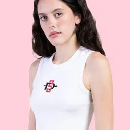 sollobell Geometric Cotton Crop Top image 2