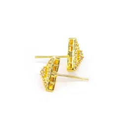 PRIVIU Triangular Studs Earrings image 2