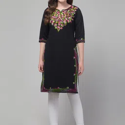 ILMA CREATION Women Embroidered Woollen Kurta-picture-10