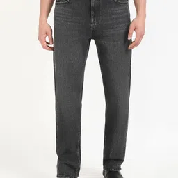 Tommy Hilfiger Men Regular Fit Low Distress Jeans-picture-39