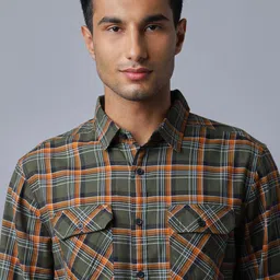 NEON CHILLIE Checked Spread Collar Classic Slim Fit Cotton Shirt image 5
