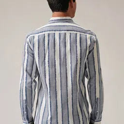 Banana Club Men Textured Stripe Print Shirt image 3