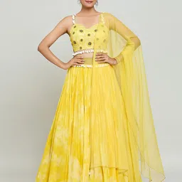 samyukta singhania Khwaab by Sanjana Lakhani Embellished Ready to Wear Lehenga & Blouse With Dupatta image 1