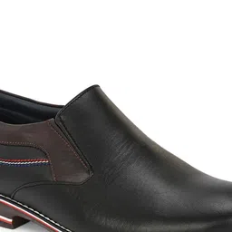 YOU LIKE Men Colourblocked Slip-On Sneakers image 5