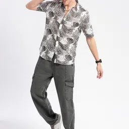 SHOWOFFFF Men Smart Slim Fit Printed Casual Shirt image 3