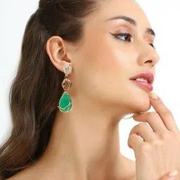 DressBerry Teardrop Shaped Drop Earrings image 2