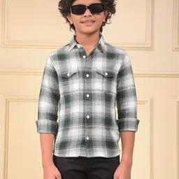 Crimsoune Club Boys Classic Slim Fit Checked Spread Collar Pure Cotton Casual Shirt-picture-38