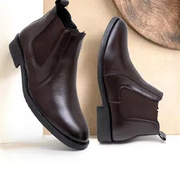 ARAMISH Men Leather Chelsea Boots-image-0
