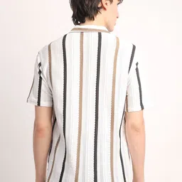 THE BEETEL HOUSE Men Relaxed Fit Cuban Collar Vertical Striped Casual Shirt image 2