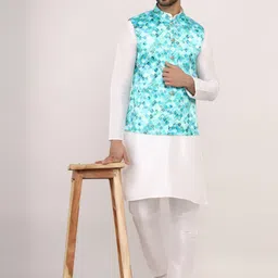 JEXI Men Floral Thread Work Kurta image 4