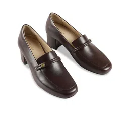 Hidesign Women Leather Round Toe Loafers-image-18