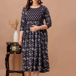 MURLI KURTI Women Printed Thread Work Anarkali Kurta-picture-19
