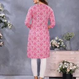 Rangita Selection Of 2 Floral Printed Round Neck Straight Kurtas image 5