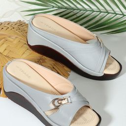 TRASE Wedge Pumps with Bows-picture-40