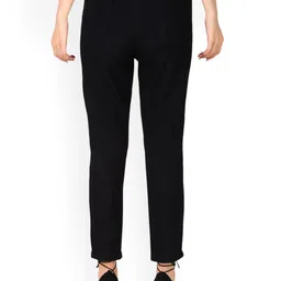 NEUNK Women Comfort Regular Fit Mid-Rise Stretchable Jeans image 3