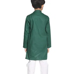 Enmozz Green Cotton Blend Kurta Sets image 2