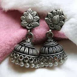SilverAura 925 Contemporary Jhumkas Earrings image 4