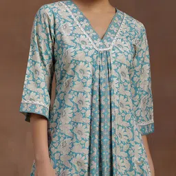 Libas Floral Print Flared Sleeve A-Line Midi Dress image 2