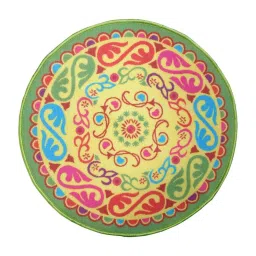 status Green Traditional Machine Made Nylon Carpet 2.5X2.5 Feet image 2