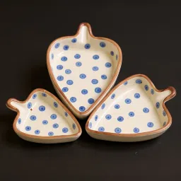 voidrop Ceramic Serving Platter (Set of 3) Small Leaf-Shaped Plates Perfect for Serving Sweets, Cookies, Dry Fruits, Mouth Freshner & Snacks (Blue & White) image 5