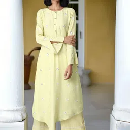 W Women Geometric Printed A-Line Kurta with Palazzo-image-7