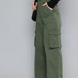 Levis Women Wide Leg Fit High-Rise Cargos Trousers-image-34