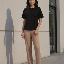 Blissclub Women Extended Sleeves Pockets T-shirt-image-9