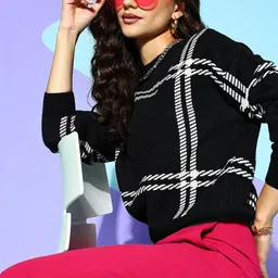 Berrylush Women Classy Black Checked Knits Bits Sweater-picture-27
