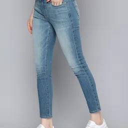 Levis Women 711 Skinny Fit Heavy Fade Stretchable Jeans-image-48