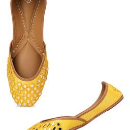 House of Pataudi Women Embellished Ethnic Mojaris Flats-picture-40