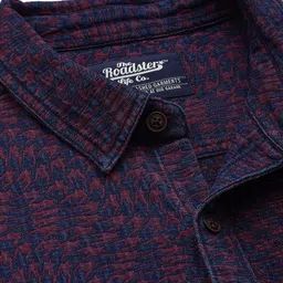 Roadster Men Self-Design Textured Casual Shirt image 2