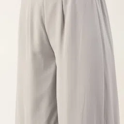 Ethnovog Floral Embroidered Kurti With Sharara & Dupatta image 2