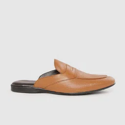 House of Pataudi Men Tan Brown Textured Mules image 5