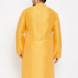 VASTRAMAY Men Yellow Solid Straight Kurta image 4