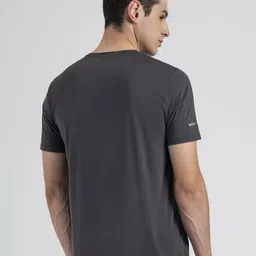 Red Tape Men Printed T-shirt image 3