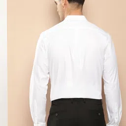 INVICTUS Pure Cotton Self Design Textured Slim Fit Opaque Formal Shirt image 3