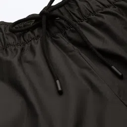 Nike Women Black Essential Repel Sports Shorts image 2