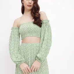 DressBerry Ditsy Floral Smocked Bardot Blitz Crop Top image 5