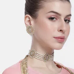 Peora Gold-Plated Kundan-Studded & Beaded Jewellery Set-picture-26