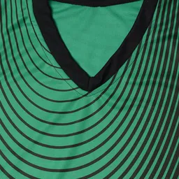 TINY HUG Boys Green Striped Cotton T-shirt with Shorts image 3