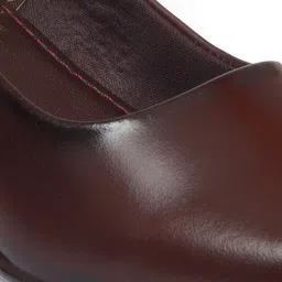 Zoom Shoes Round Toe Leather Block Heel Pumps image 5