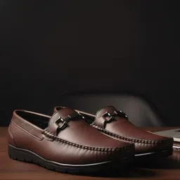 Von huette Men Textured Loafers-picture-28