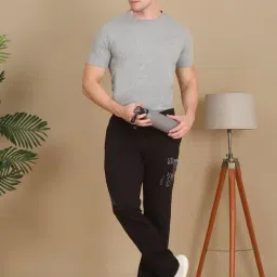 Sweet Dreams Black Regular Fit Plain Trackpants image 3