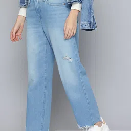 Levis Women 94 Baggy Fit Pure Cotton Low Distress Heavy Fade Jeans-image-76