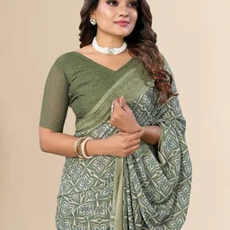 Moda Rapido Floral Printed Saree image 4