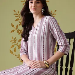 Anouk Indie Print & Striped V-Neck Kurta-image-24