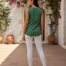 Rangita Green Viscose Printed Short Kurti image 2